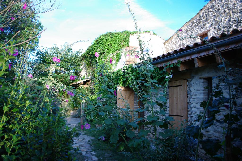 Maison d'Hôtes Lou Cliou Cliousclat Exterior foto